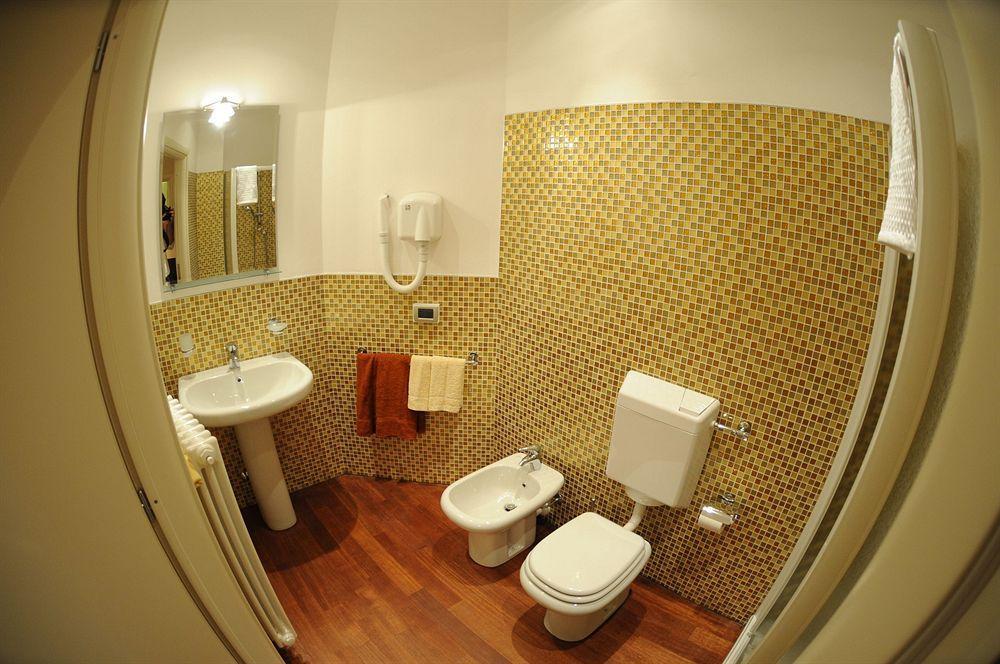 Santa Caterina Hotel Bergamo Exterior photo