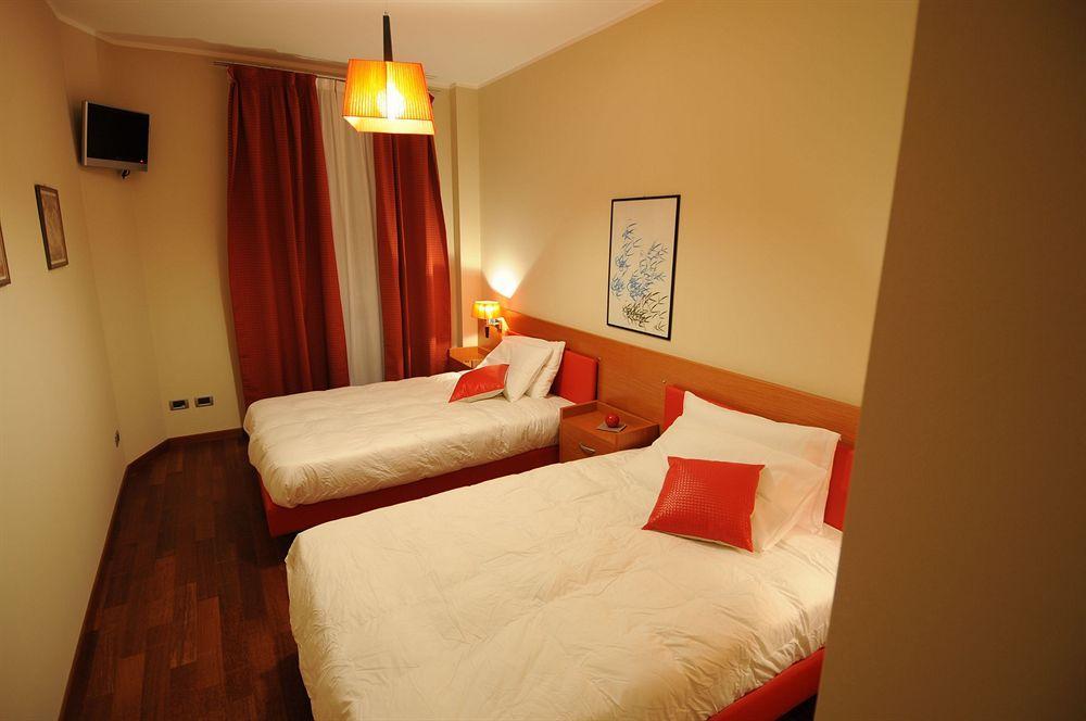 Santa Caterina Hotel Bergamo Exterior photo